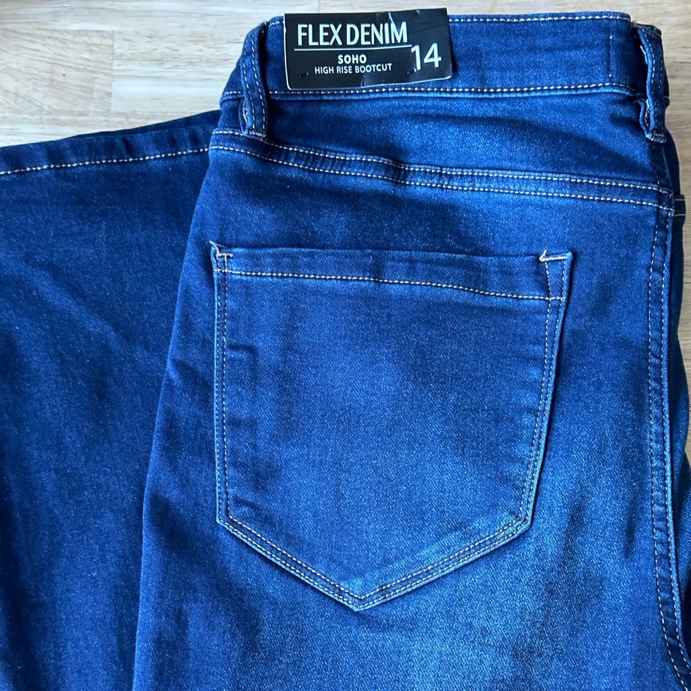 Nicole Miller Blue Jeans. Soho Flex Denim. Bootcut size 14. New with tags.